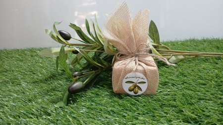 صابونة نابلسية🫧 بزيت الزيتون الحر🌿 مغلفة بالخيش