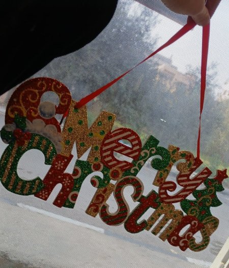 تعليقة كريسماس ملونة